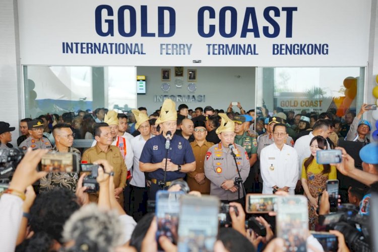 Hadiri Peresmian Pelabuhan Gold Coast Bengkong, Kapolri Tekankan Pentingnya Kolaborasi Lembaga Cegah TPPO-PMI Ilegal