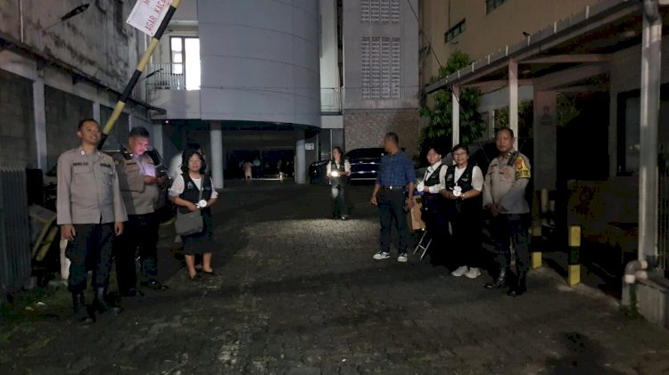 Polisi Amankan Ibadah Paskah di Gereja Katedral Jakarta