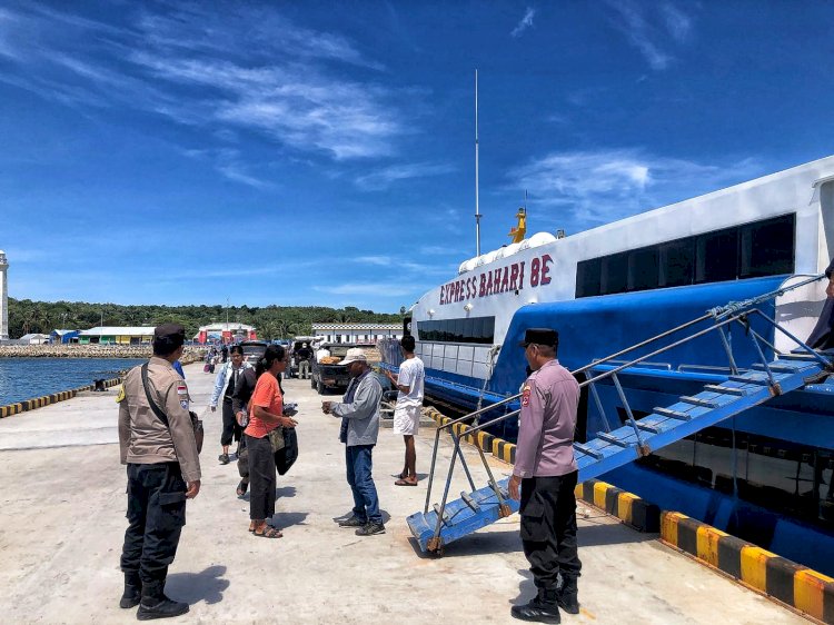 Kapolsek Lobalain : Pengamanan Diarea Pelabuhan Baa, Rutin Untuk Memastikan Kenyamanan Masyarakat
