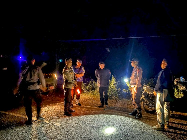 Tiga Polsek Gelar Patroli Gabungan Pada Jalur Kawasan Hutan Jati Oematamboli