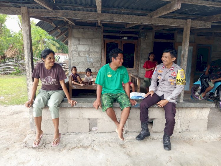 Kapolsek Rote Barat Daya : Operasi Pekat Turangga 2025, Bhabinkamtibmas Polsek Rote Barat Daya Tingkatkan Kegiatan Preemtif
