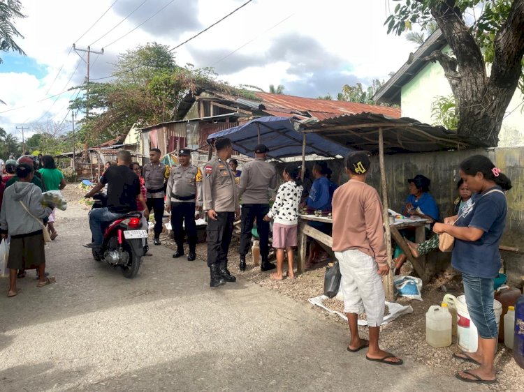 Polsek Rote Barat Laut Patroli KRYD Pada Pasar Busalangga