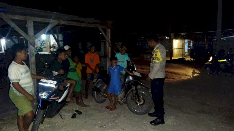 Personel Polsek Rote Barat Laut Tingkatkan Patroli Malam Untuk Ciptakan Rasa Aman