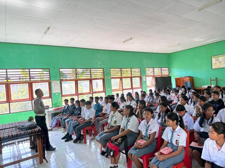 Operasi Patuh Turangga 2025 Polres Rote Ndao Hari Ketigabelas, Edukasi Kamseltibcarlantas Bagi Siswa