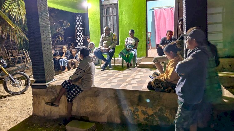 Bhabinkamtibmas Polsek Pantaibaru Sambangi Warga, Ajak Untuk Cegah Gangguan Kamtibmas