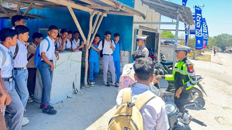 Tekan Angka Kecelakaan, Personel Satuan Lalu Lintas Tingkatkan Edukasi Bagi Siswa