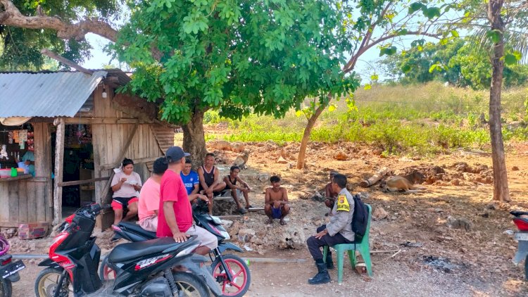 Bhabinkamtibmas Polsek Rote Tengah Lakukan Patroli Dialogis Bersama Warga Binaan