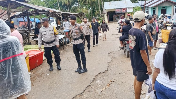 Polsek RBL Lakukan Patroli dan Pengamanan Pada Pasar Busalangga, Wujud Polri Untuk Masyarakat