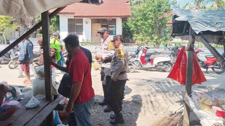 Pengamanan Dan Patroli Dialogis di Pasar Busalangga, Wujud Pelayanan Prima Polsek RBL Untuk Masyarakat