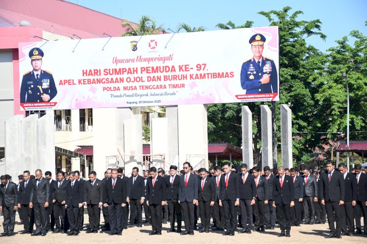 Polda NTT Gelar Upacara Sumpah Pemuda ke-97 dan Apel Kebangsaan Ojol-Buruh: Kapolda Ajak Pemuda Jadi Pelaku Perubahan untuk Indonesia Bersatu