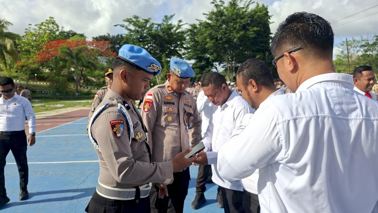 Cegah Pelanggaran Anggota, Kasi Propam Cek Hp Personel