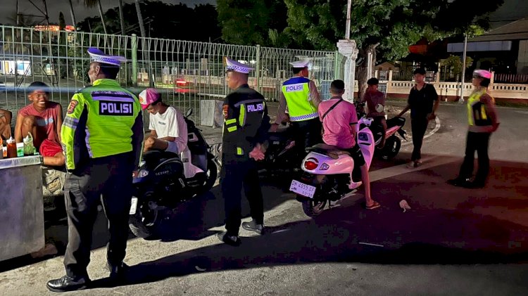 Patroli Lampu Biru Sat Lantas Polres Rote Ndao, Upaya Tekan Angka Kecelakaan