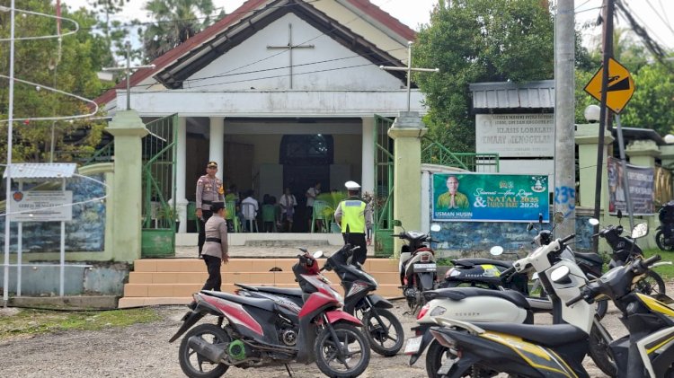 Pastikan Keamanan dan Kenyamanan Ibadah, Polres Rote Ndao Tingkatkan Pengamanan di Area Gereja