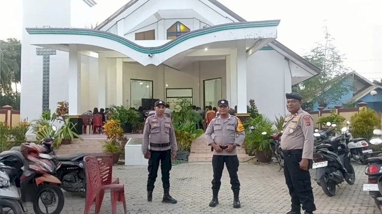 Polsek Rote Barat Laut Lakukan Pengamanan Ibadah Perayaan Natal