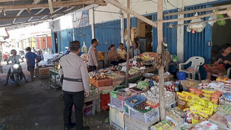 Polsek Lobalain Gelar Patroli Dialogis Monitoring Aktifitas Masyarakat