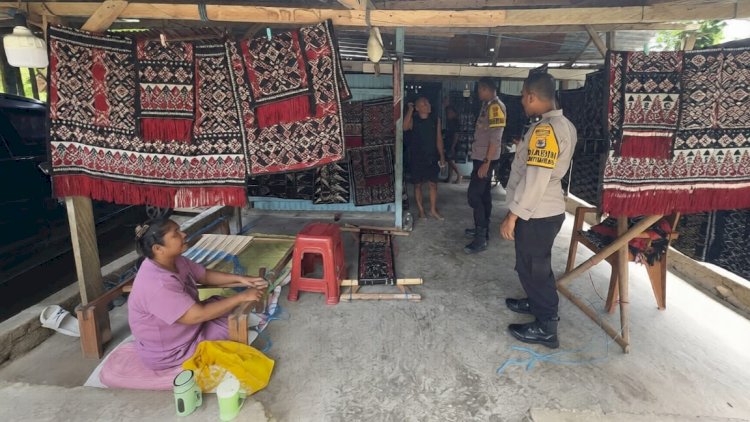 Patroli Dialogis Polsek Lobalain Untuk Jamin Keamanan dan Kenyamanan Masyarakat