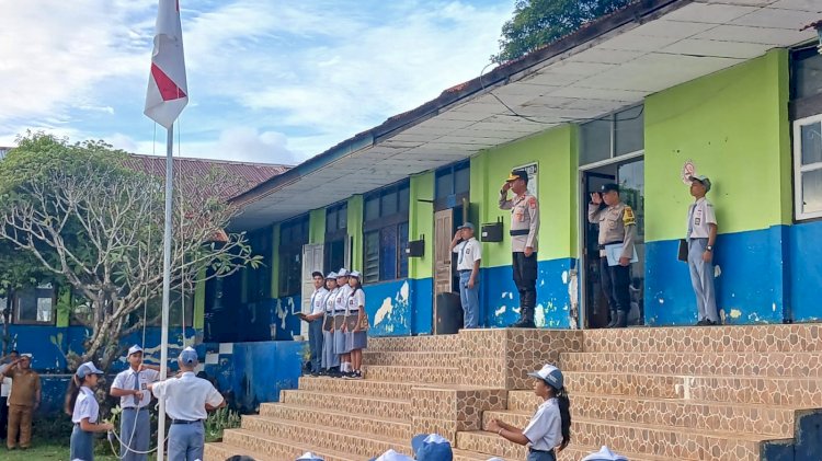 Wakapolres Pimpin Apel di SMA 1 Lobalain, Tanamkan Nilai Disiplin dan Cegah Kenakalan Remaja