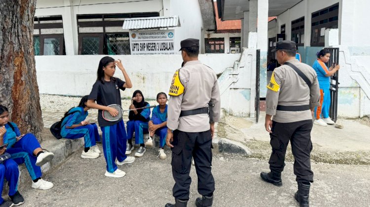Ciptakan Keamanan Dilingkungan Sekolah, Polsek Lobalain Lakukan Patroli Dialogis