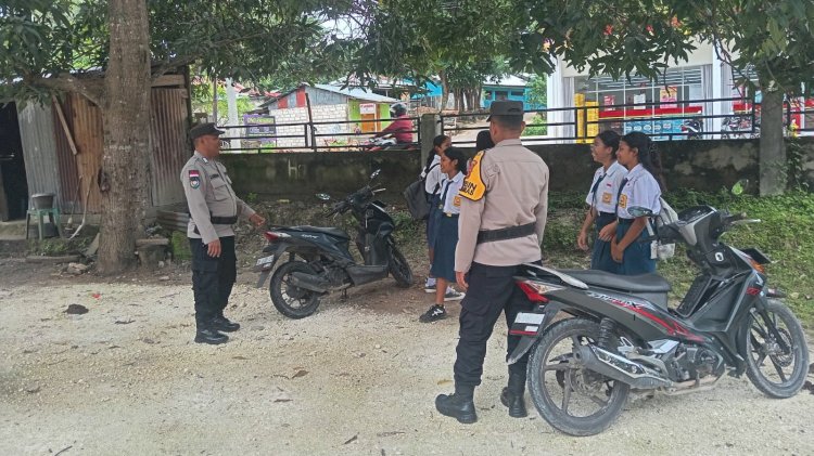 Jamin Keamanan Lingkungan Sekolah, Polsek Rote Barat Laut Tingkatkan Patroli
