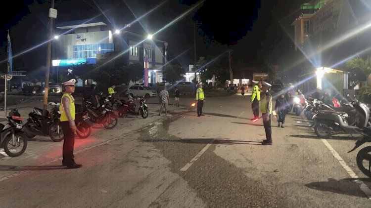 Satlantas Polres Rote Ndao Tingkatkan Pengamanan Saat Sholat Tarawih