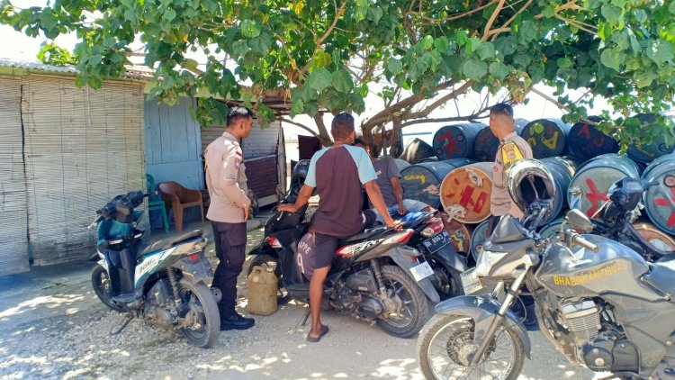 Antisipasi  Kriminalitas,  Personel Polsek Lobalain Tingkatkan  Patroli Dialogis