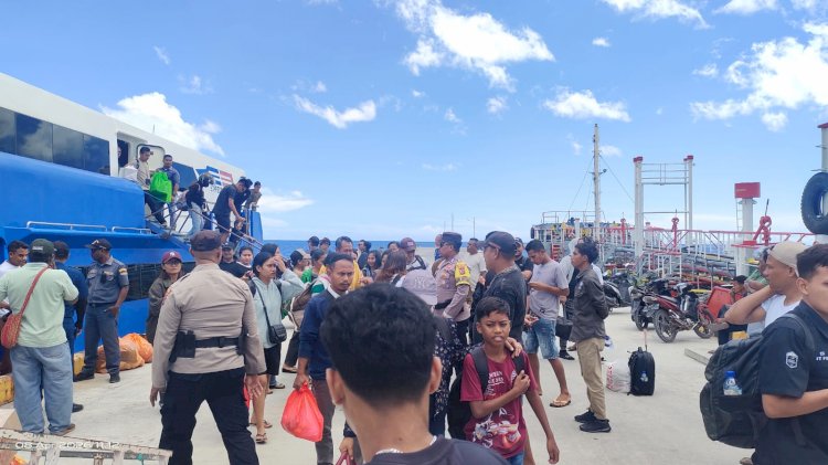 Jamin Keamanan Masyarakat, Polsek Lobalain Tingkatkan Keamanan di Pelabuhan Baa