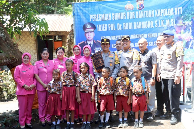Kapolda NTT Resmikan Sumur Bor di Ende, Warga Rukun Lima Kini Tak Lagi Kesulitan Air Bersih