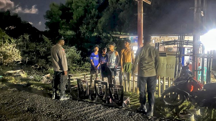 Cegah Potensi Gangguan Keamanan, Polsek Rote Barat Daya Intensifkan Patroli Malam