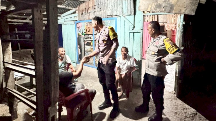 Jaga Kenyamanan Masyarakat, Personel Polsek Lobalain Lakukan Patroli Malam