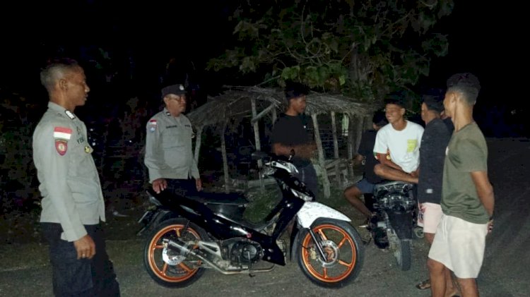 Patroli Malam Personel Polsek Rote Barat Daya, Wujudkan Kenyamanan Masyarakat