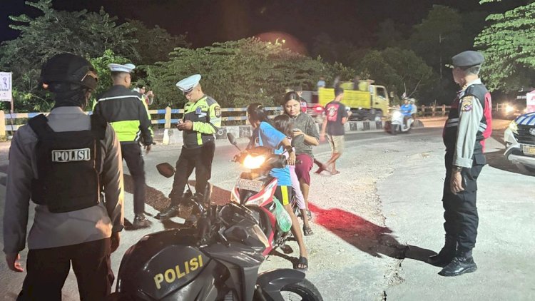 Patroli Gabungan Satuan Samapta dan Satuan Lalu Lintas Polres Rote Ndao