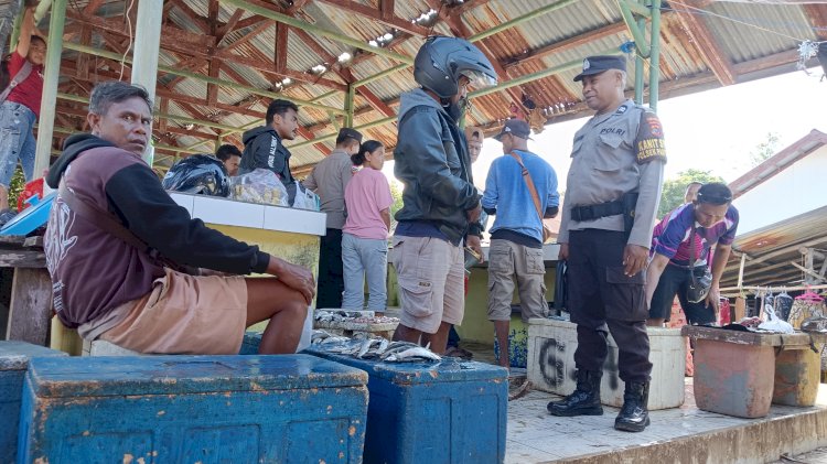 Pengamanan di Pasar Olafulihaa, Polsek Pantaibaru Pastikan Keamanan Masyarakat