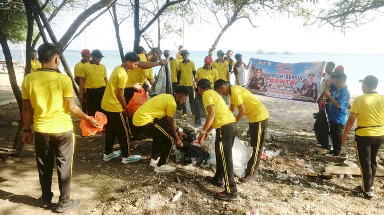 Aksi Bersih Pantai Jelang Hari Bhayangkara ke-80, Bentuk Kepedulian Polri Untuk Jaga  Lingkungan