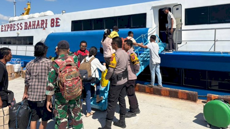 Pengamanan di Pelabuhan Baa, Polsek Lobalain Hadirkan Rasa Aman Bagi Masyarakat