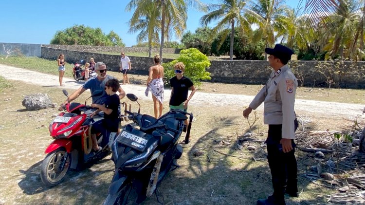 Polsek Rote Barat Tingkatkan Kegiatan Patroli Dialogis, Jaga Keamanan Wilayah Sebagai Tujuan Wisata