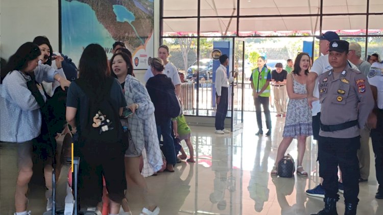 Polsek Lobalain  Lakukan Pengamanan di Bandara D C Saudale, Aktivitas Penerbangan Lancar dan Aman