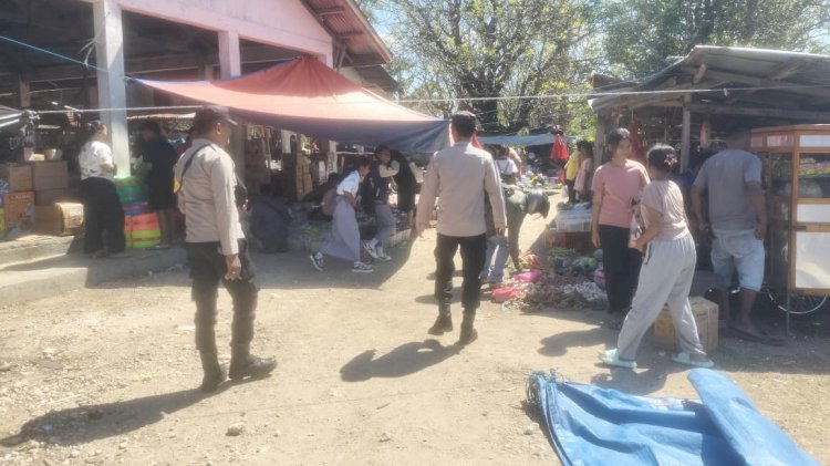 Polsek Rote Barat Daya Intensifkan Patroli Dialogis di Pasar Tudameda