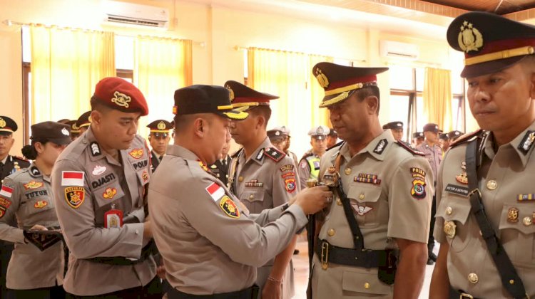 Serah Terima Jabatan, Wakapolres dan Kabag Ops serta Kapolsek RBL Berganti