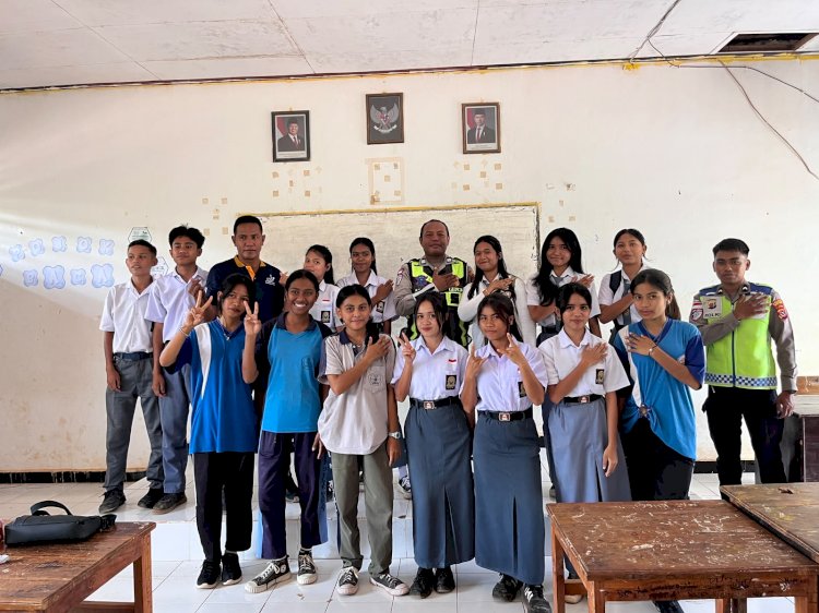Police Go to School, Sat Lantas Polres Rote Ndao Bentuk Pelajar Yang Taat Berlalu lintas