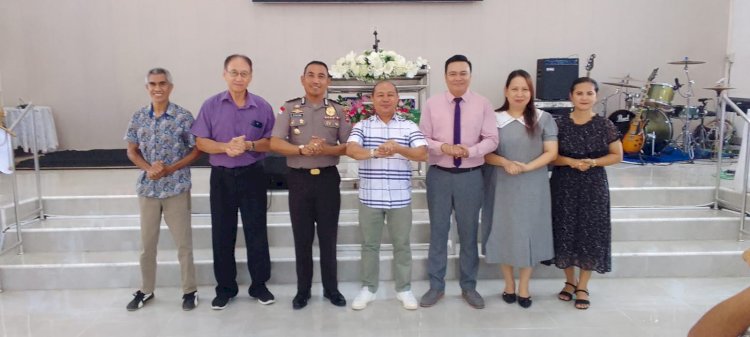Minggu Kasih, Kapolsek Lobalain : Patuhi Rambu Lalu lintas dan Jaga Keselamatan di Jalan Raya